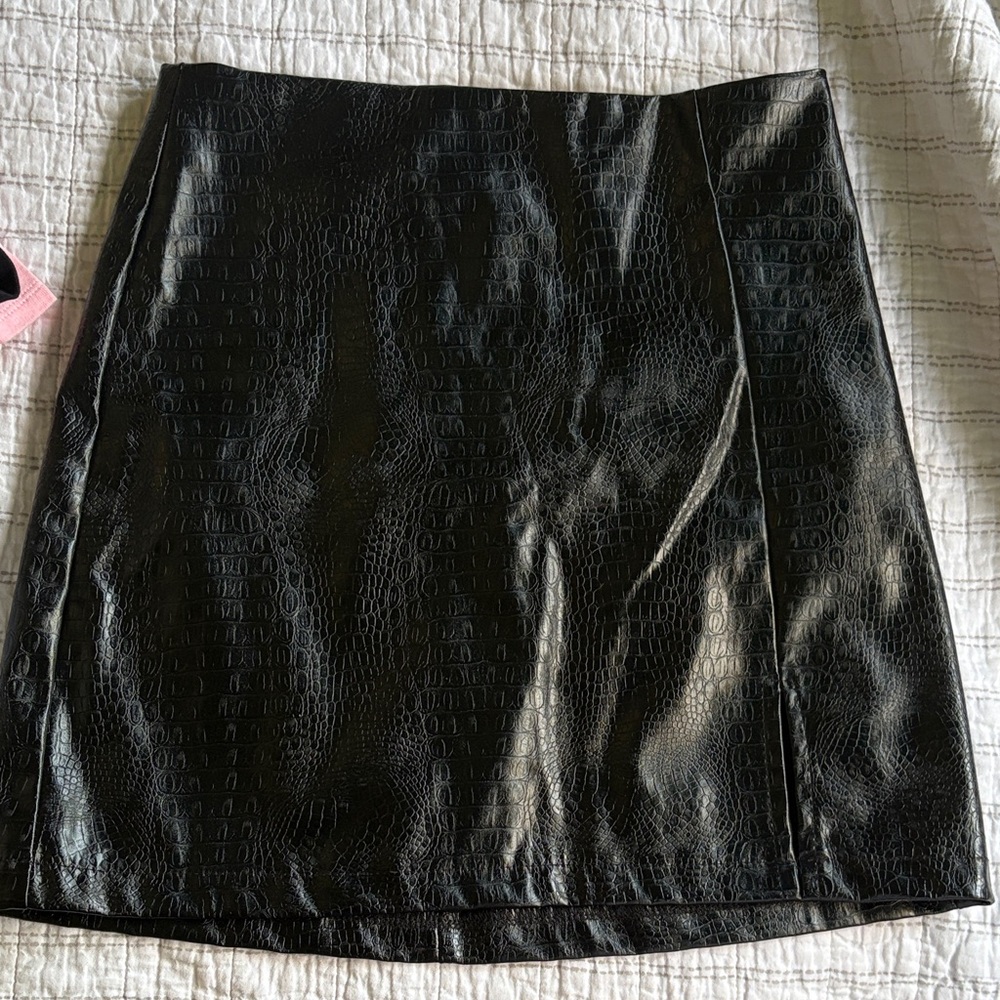 Pink Rose Black Croc-Embossed Faux Leather Mini Skirt